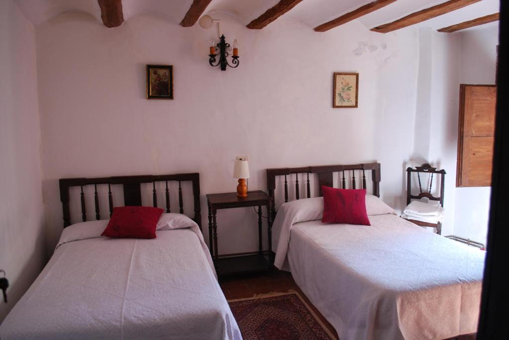 Fonda Del Tozal Otel Teruel Oda fotoğraf