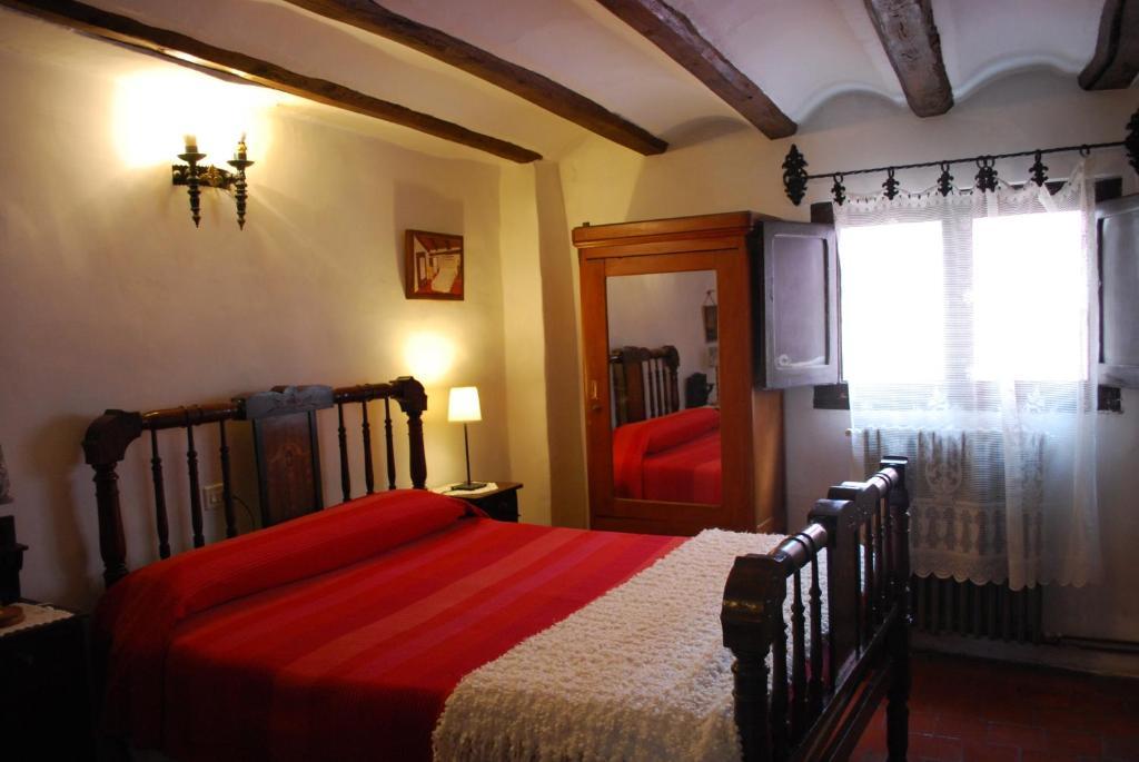 Fonda Del Tozal Otel Teruel Oda fotoğraf